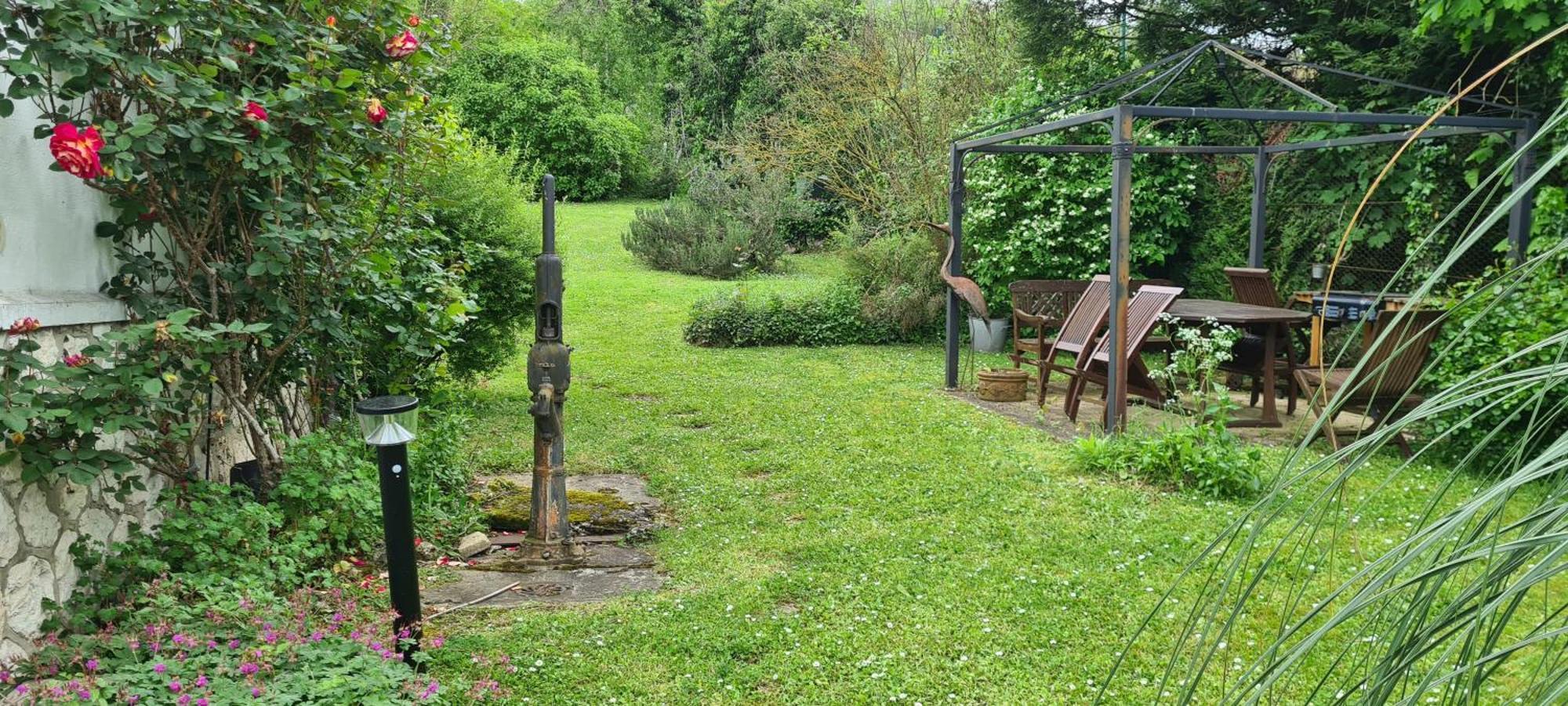 Le Jardin Enchante Ξενοδοχείο Ζιβερνί Εξωτερικό φωτογραφία